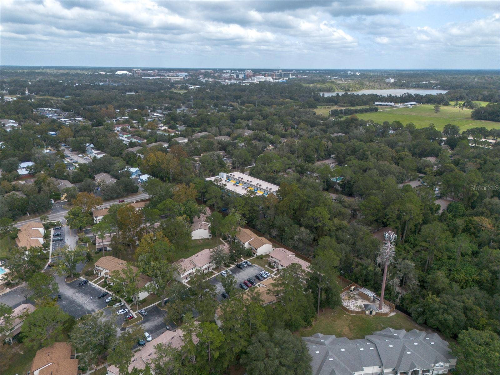 2635 SW 35TH PLACE, #902, Gainesville, FL 32608 2635 SW 35TH PLACE, #902, Gainesville, FL 32608