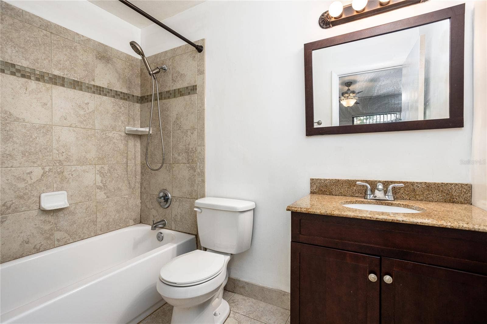 2635 SW 35TH PLACE, #902, Gainesville, FL 32608 2635 SW 35TH PLACE, #902, Gainesville, FL 32608