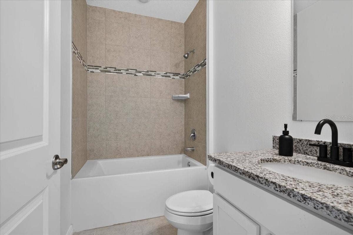 1957 NW 248TH WAY, Newberry, FL 32669
