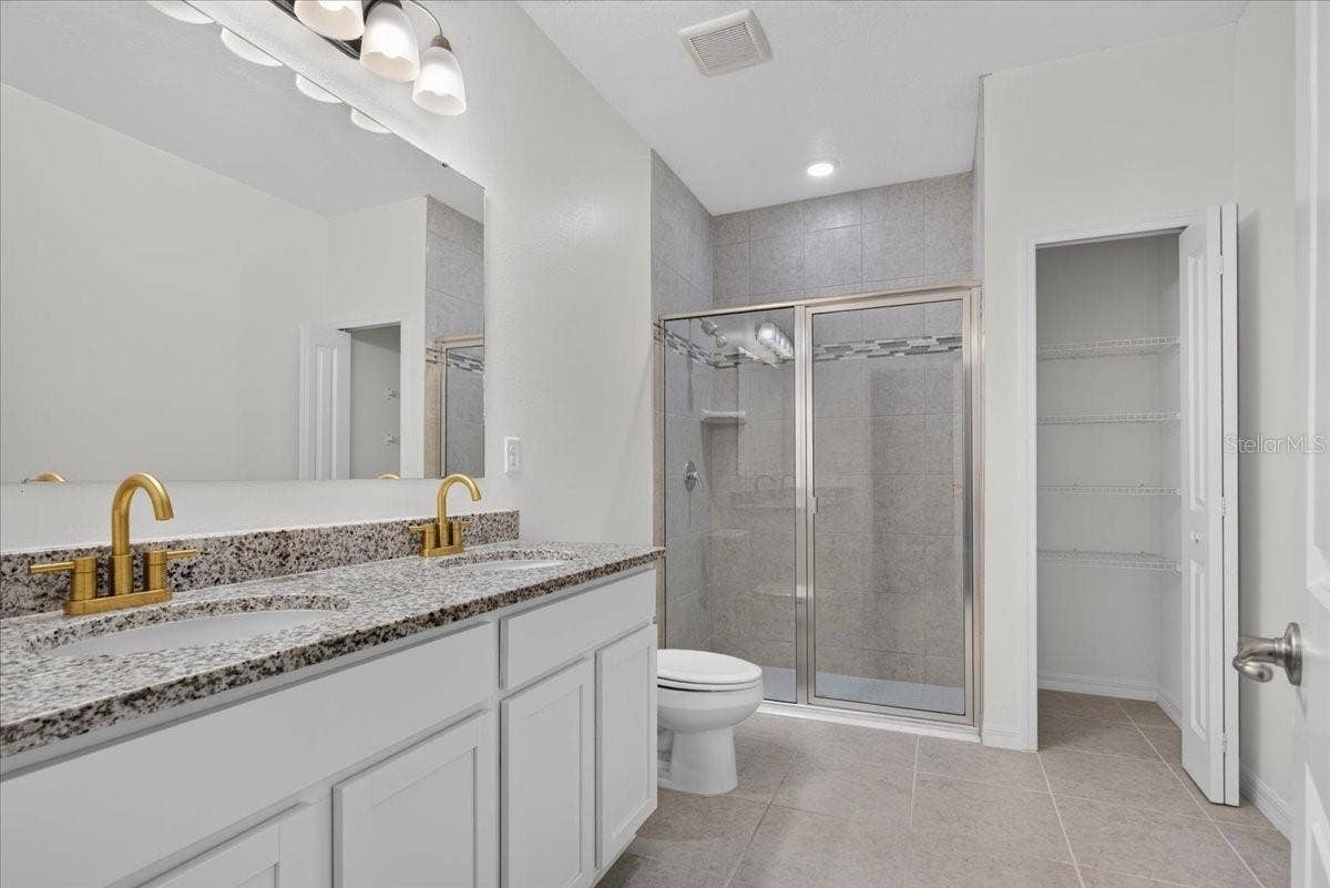 1957 NW 248TH WAY, Newberry, FL 32669