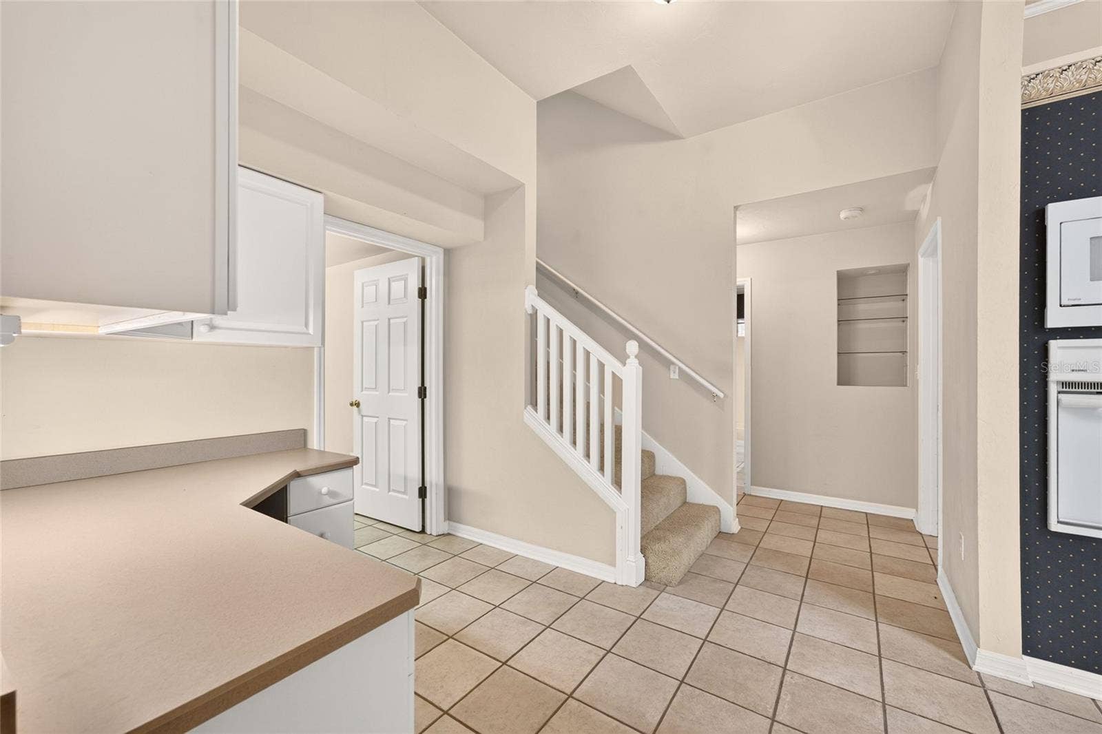 10412 SW 49TH LANE, Gainesville, FL 32608 10412 SW 49TH LANE, Gainesville, FL 32608