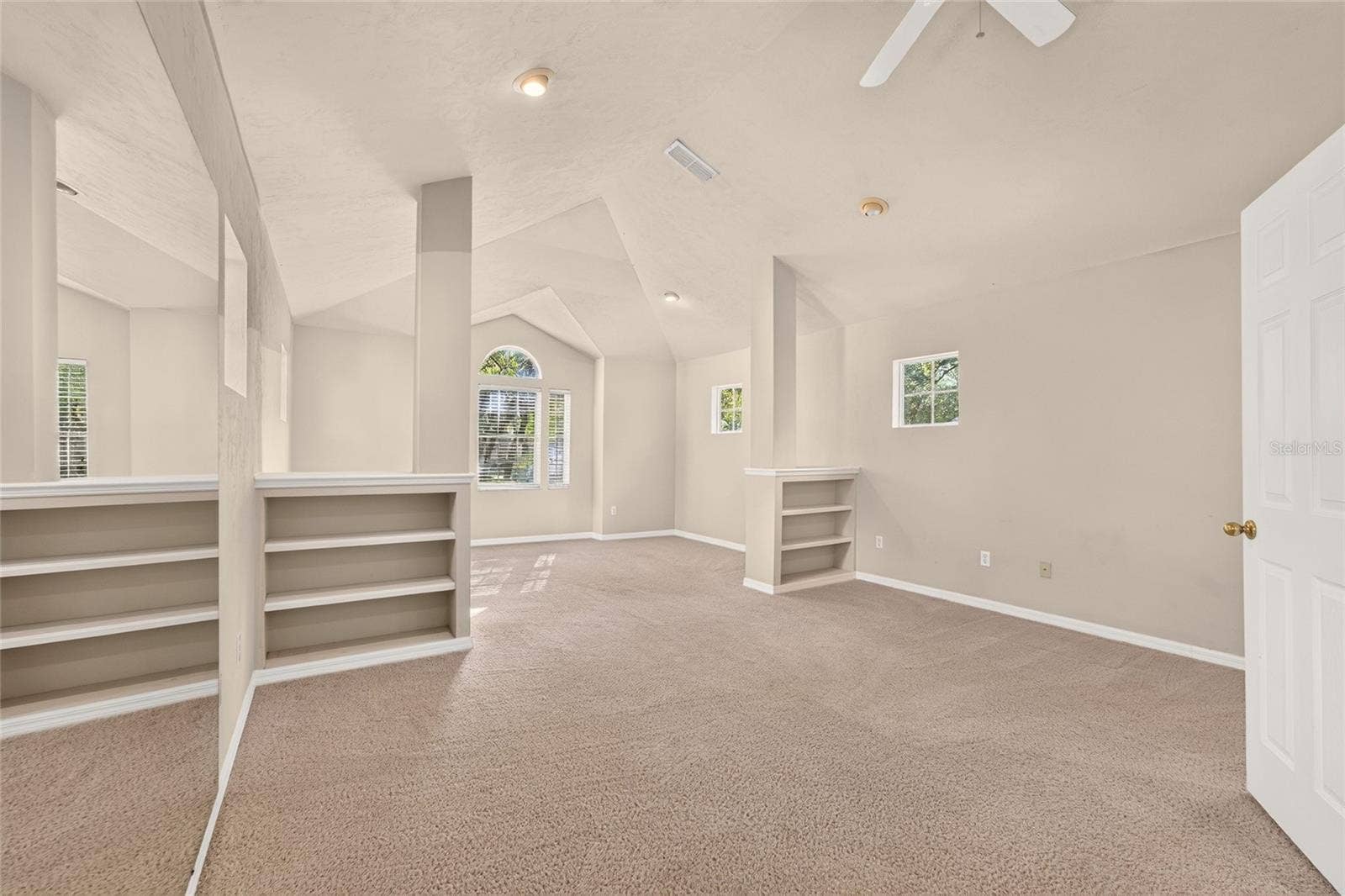 10412 SW 49TH LANE, Gainesville, FL 32608 10412 SW 49TH LANE, Gainesville, FL 32608
