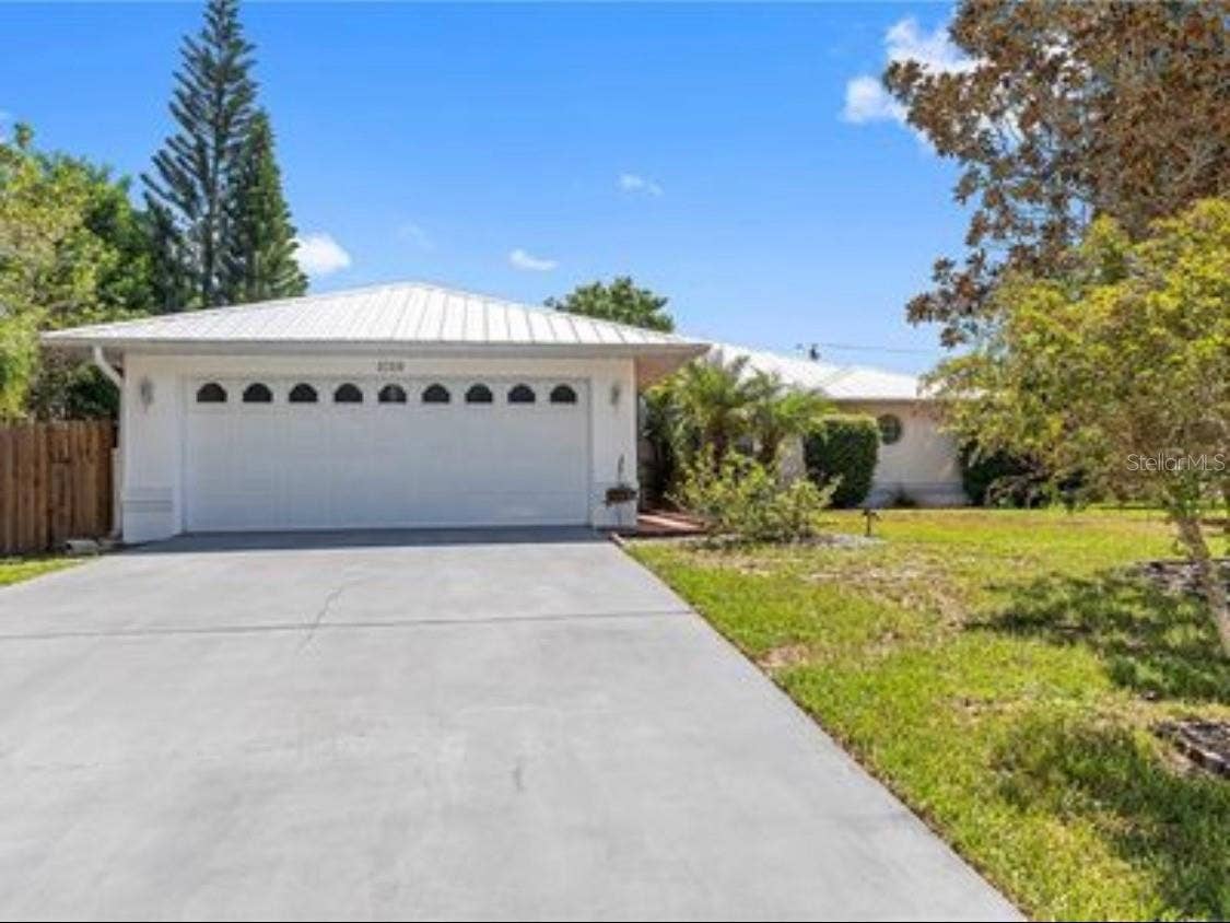 1019 GARDENIA STREET, Sebastian, FL 32958 1019 GARDENIA STREET, Sebastian, FL 32958