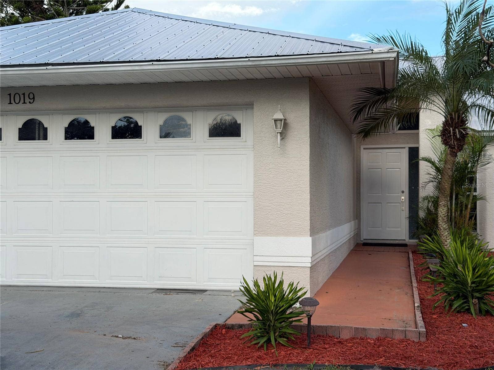 1019 GARDENIA STREET, Sebastian, FL 32958 Walk Way