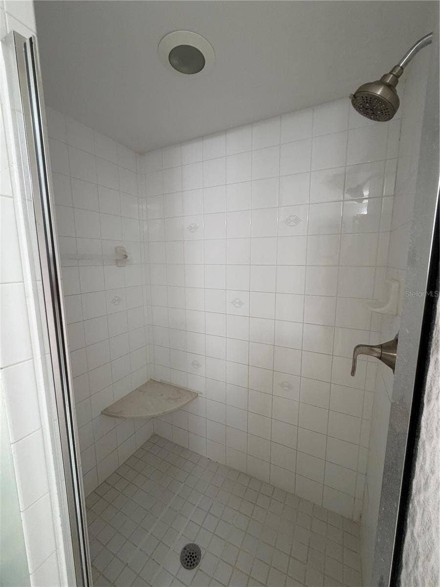 1019 GARDENIA STREET, Sebastian, FL 32958 Shower