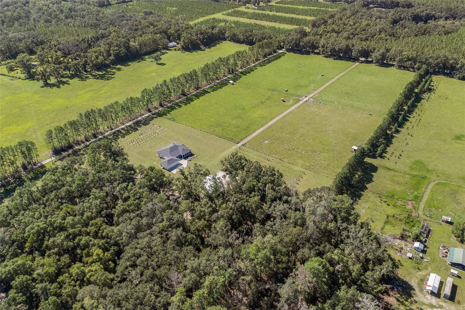 3725 172ND STREET, Wellborn, FL 32094 3725 172ND STREET, Wellborn, FL 32094