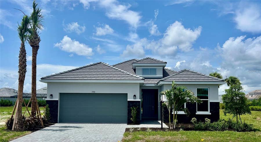 Property photo for 7740 BLUE MOON RUN, Sarasota, FL