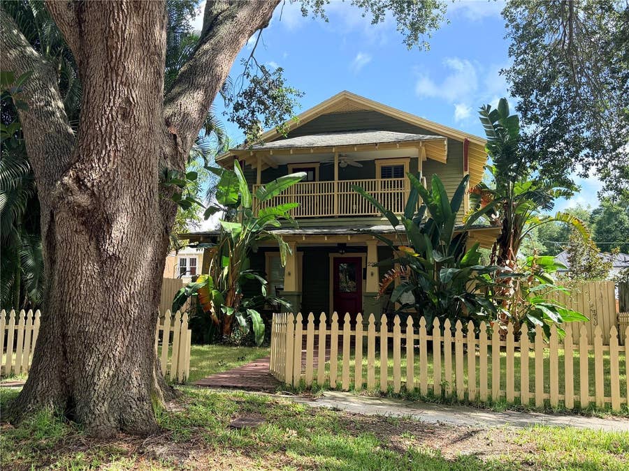 Property photo for 229 10TH AVENUE N, St Petersburg, FL