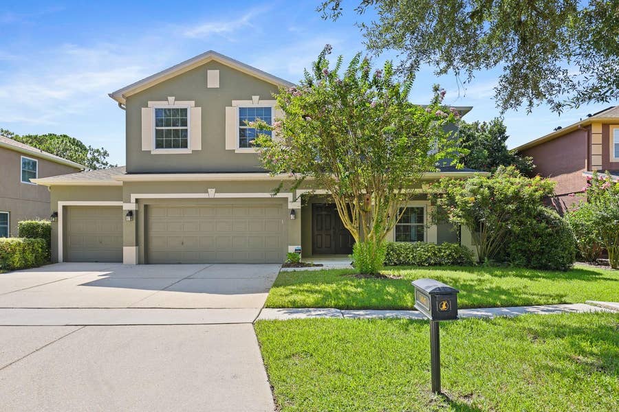 Property photo for 14845 HERONGLEN DRIVE, Lithia, FL