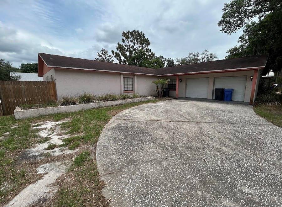 Property photo for 524 WYNNWOOD DRIVE, Brandon, FL