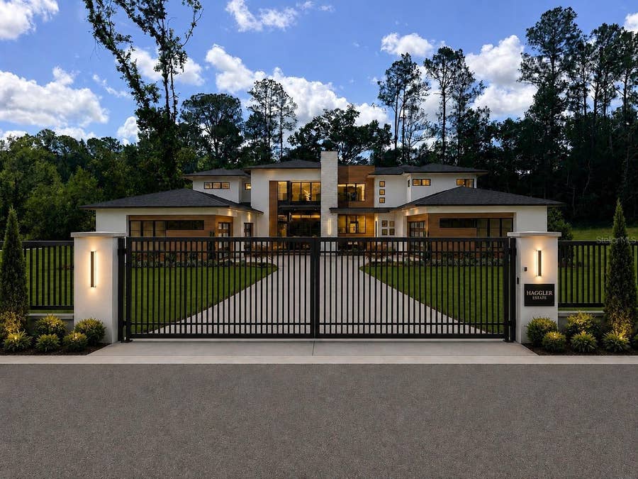 Property photo for Lutz, FL
