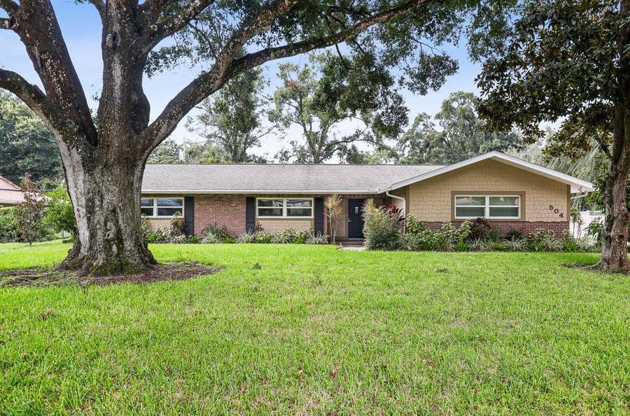 Property photo for 504 CRESTOVER DRIVE, Temple Terrace, FL