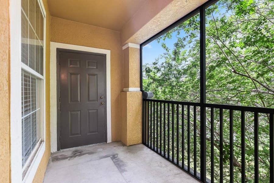 Property photo for 10108 COURTNEY OAKS CIRCLE, #304, Tampa, FL