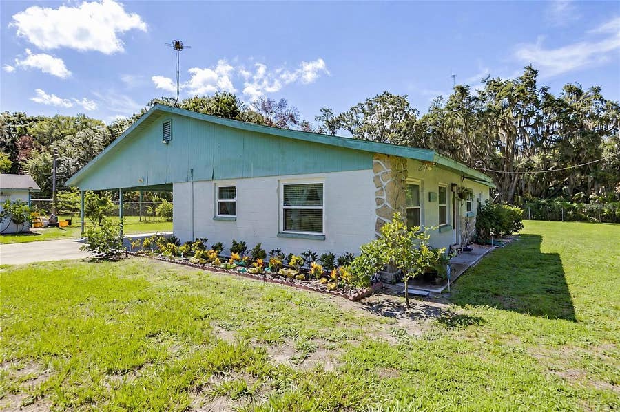 Property photo for 2455 ARNAZ DRIVE, Mulberry, FL