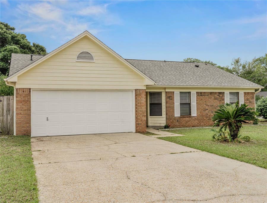 Property photo for 4785 TAMI LANE, Pensacola, FL