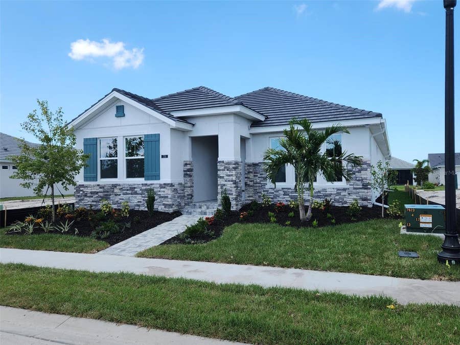 Property photo for 735 ALLORA AVENUE, Nokomis, FL