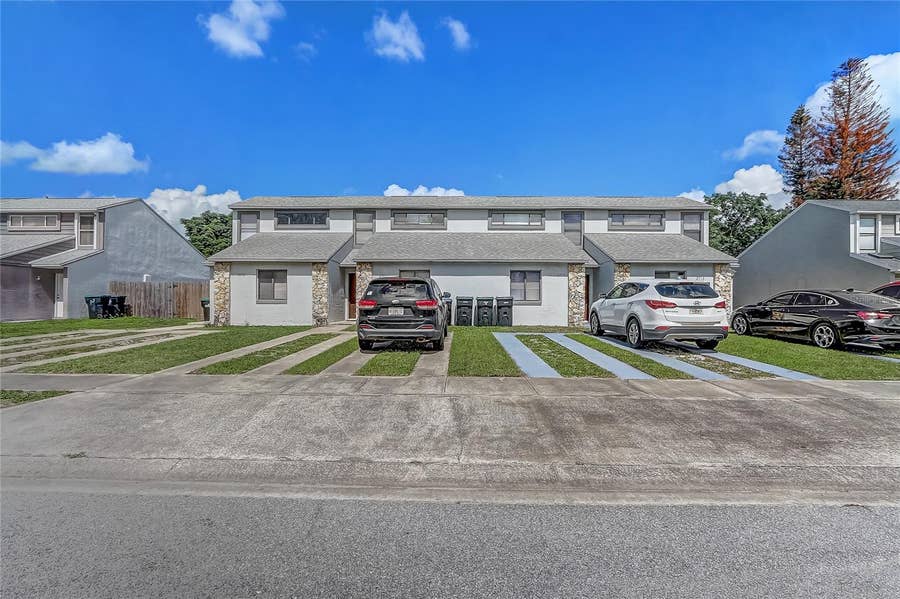 Property photo for 2717 HUNT CLUB LANE, Orlando, FL