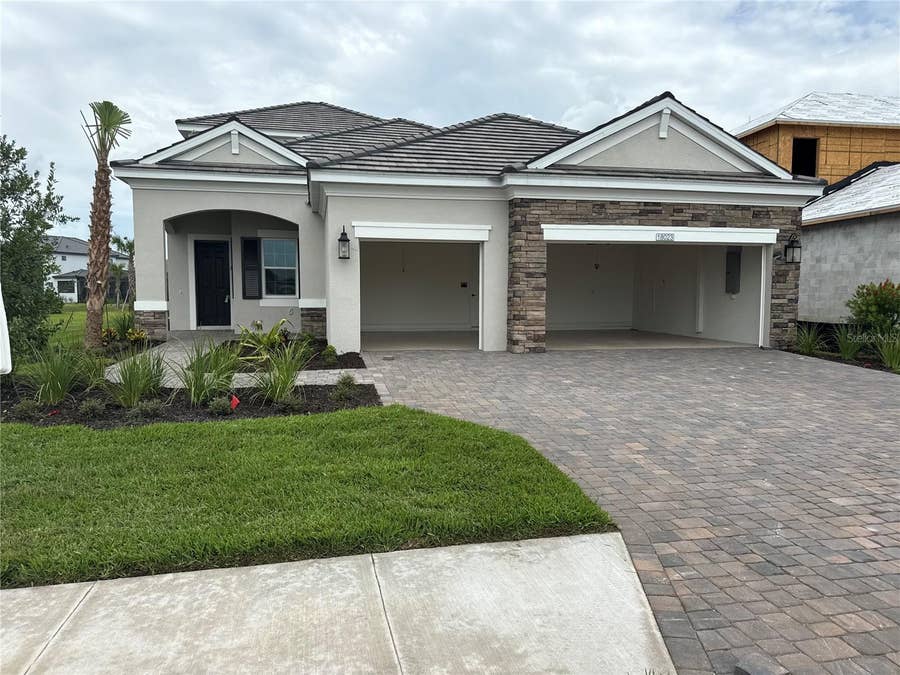 Property photo for Bradenton, FL