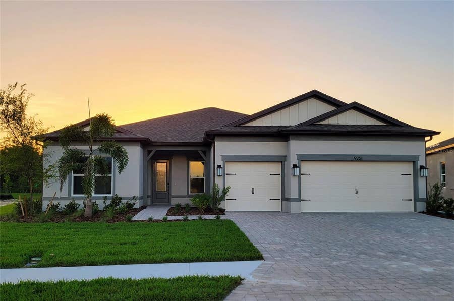 Property photo for 9251 DAYLIGHT DRIVE, Parrish, FL