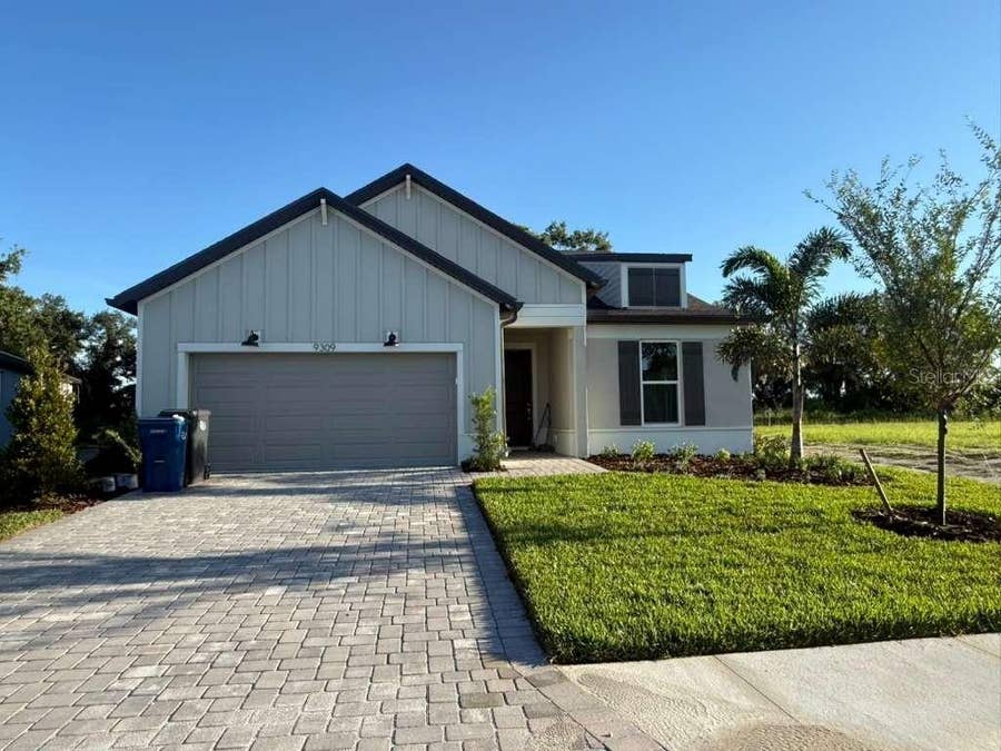 Property photo for 9309 DAYLIGHT DRIVE, Parrish, FL