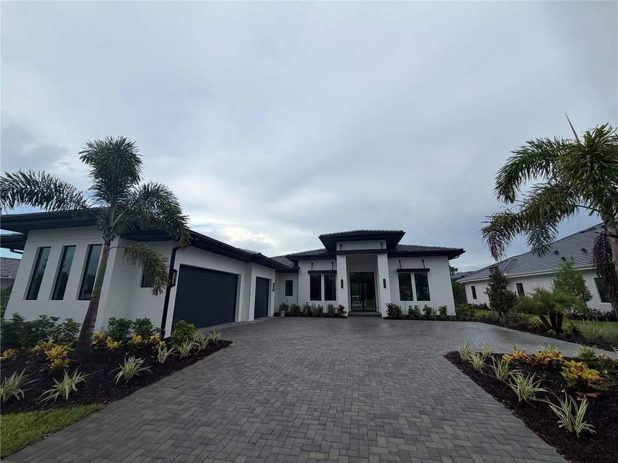 Property photo for 121 BLUE MIST WAY, Sarasota, FL