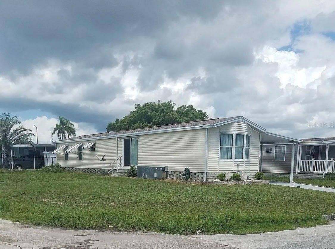 2327 PRESTIGE DRIVE, Holiday, FL 34690 2327 PRESTIGE DRIVE, Holiday, FL 34690
