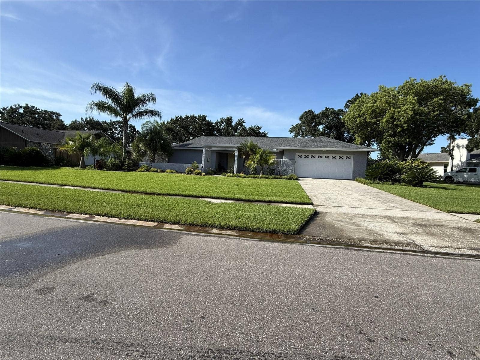 4316 MIDDLE LAKE DRIVE, Tampa, FL 33624 4316 MIDDLE LAKE DRIVE, Tampa, FL 33624