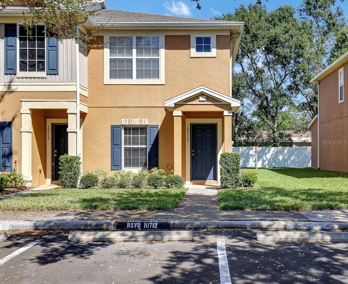 10712 CHESHAM HILL COURT, Riverview, FL 33579 10712 CHESHAM HILL COURT, Riverview, FL 33579