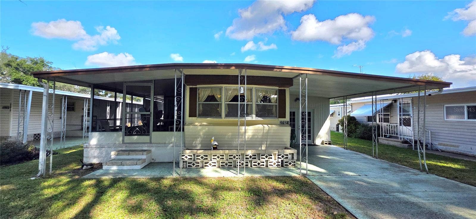 37021 KAREN AVENUE, Zephyrhills, FL 33542