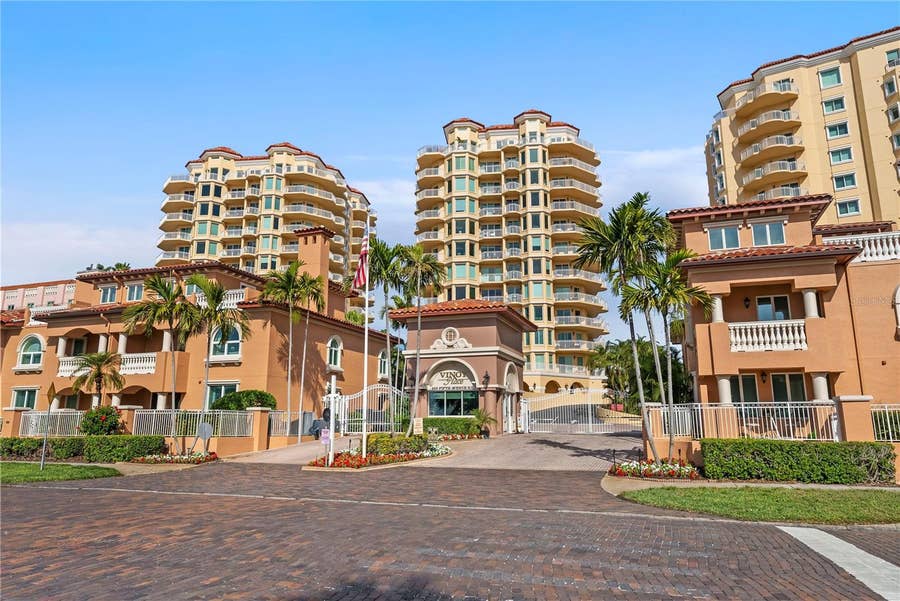 Property photo for 555 5TH AVENUE NE, #322, St Petersburg, FL