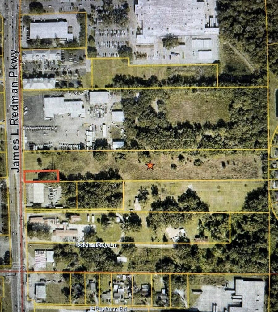 Property photo for 2906 JAMES L REDMAN PARKWAY, Plant City, FL