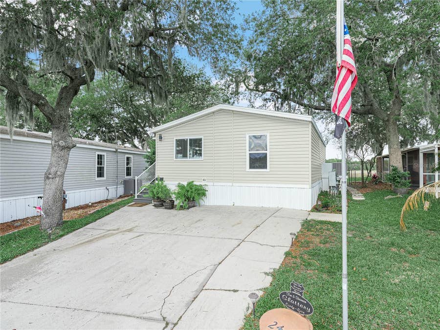 Property photo for 24 SILVERSIDES STREET, Lake Wales, FL