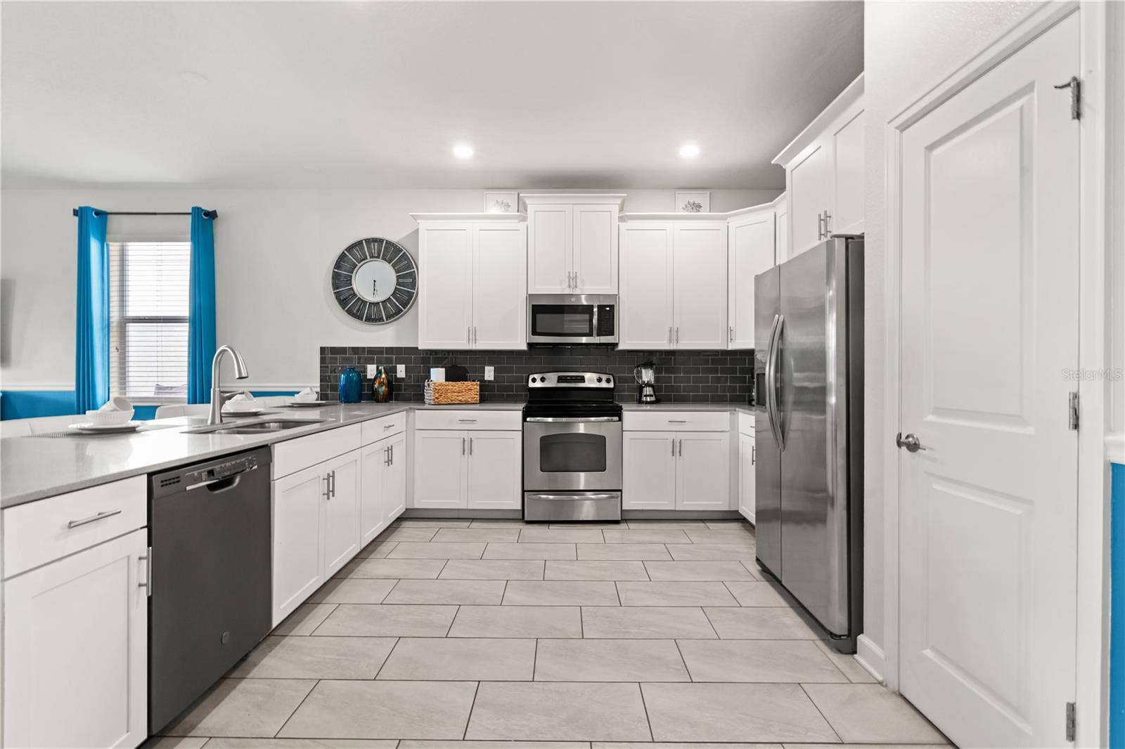 1592 MAIDSTONE COURT, Davenport, FL 33896