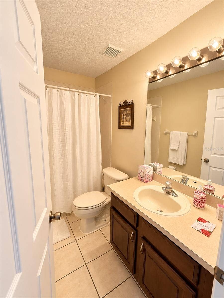 16656 PALM SPRING DRIVE, Clermont, FL 34714 16656 PALM SPRING DRIVE, Clermont, FL 34714