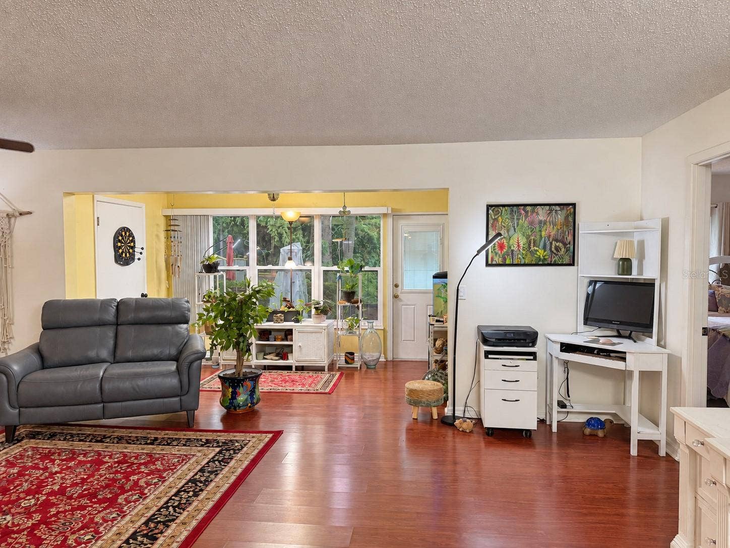 200 EL CAMINO DRIVE, #102, Winter Haven, FL 33884 Living Room/ Florida Room