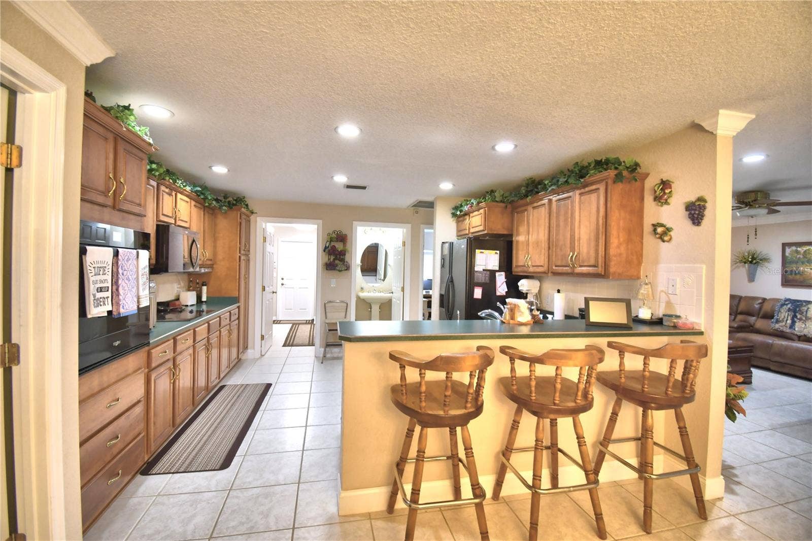 2391 S LAKE REEDY BOULEVARD, Frostproof, FL 33843 2391 S LAKE REEDY BOULEVARD, Frostproof, FL 33843