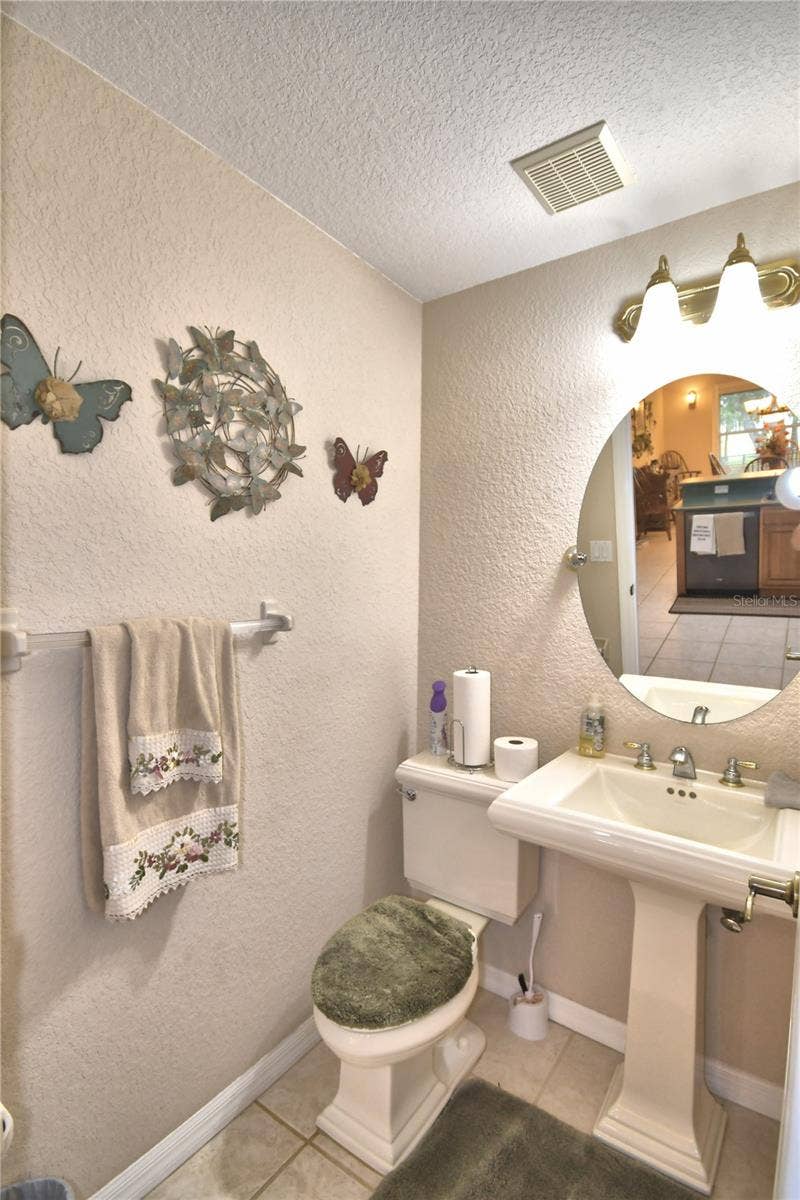 2391 S LAKE REEDY BOULEVARD, Frostproof, FL 33843 2391 S LAKE REEDY BOULEVARD, Frostproof, FL 33843