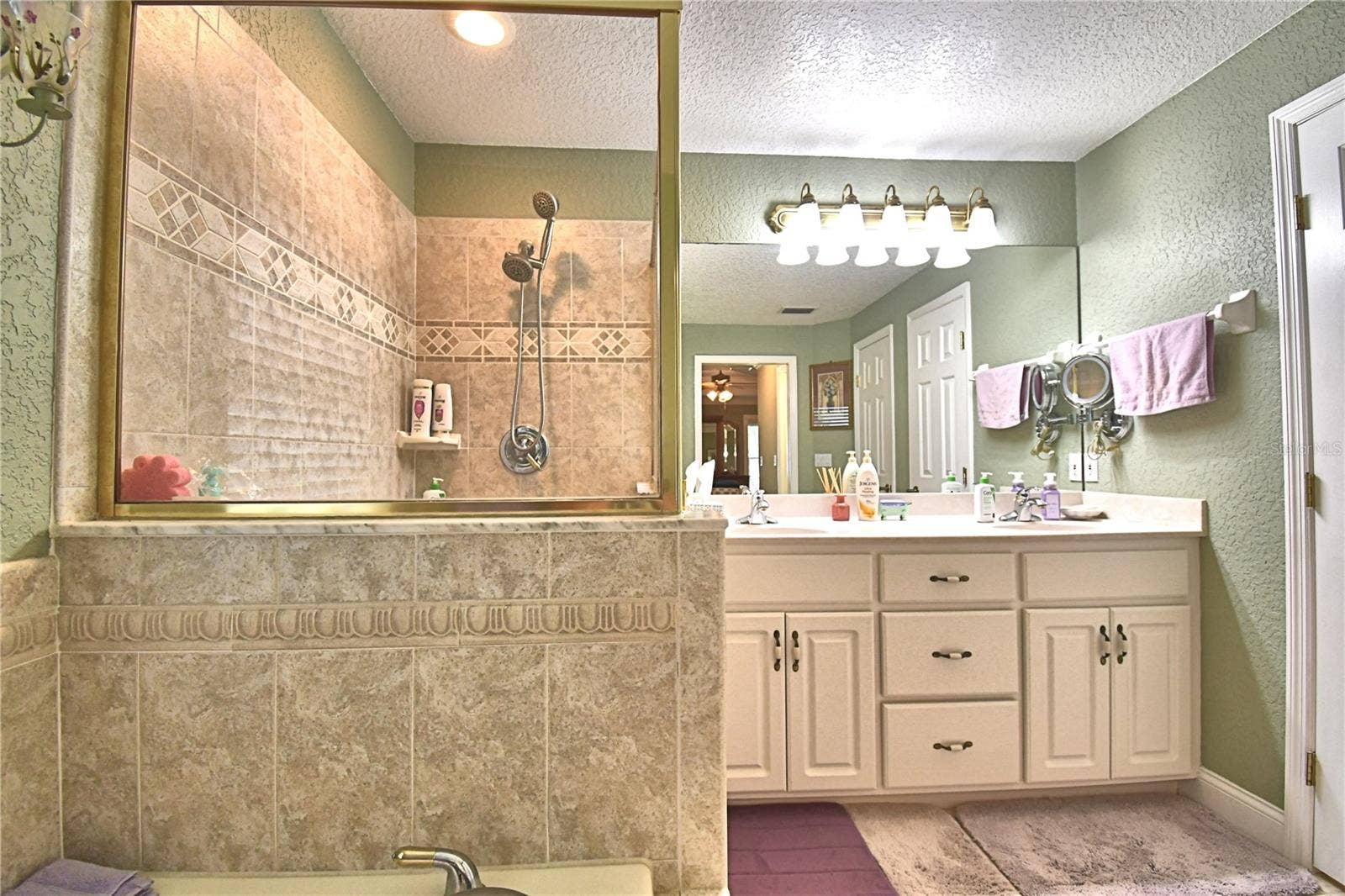 2391 S LAKE REEDY BOULEVARD, Frostproof, FL 33843 2391 S LAKE REEDY BOULEVARD, Frostproof, FL 33843