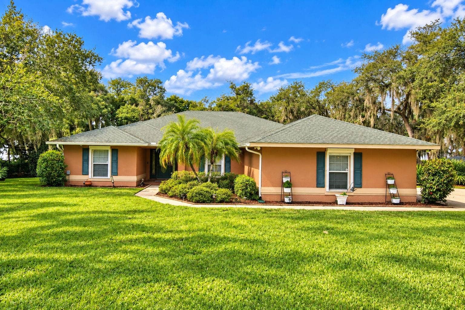 2391 S LAKE REEDY BOULEVARD, Frostproof, FL 33843 2391 S LAKE REEDY BOULEVARD, Frostproof, FL 33843