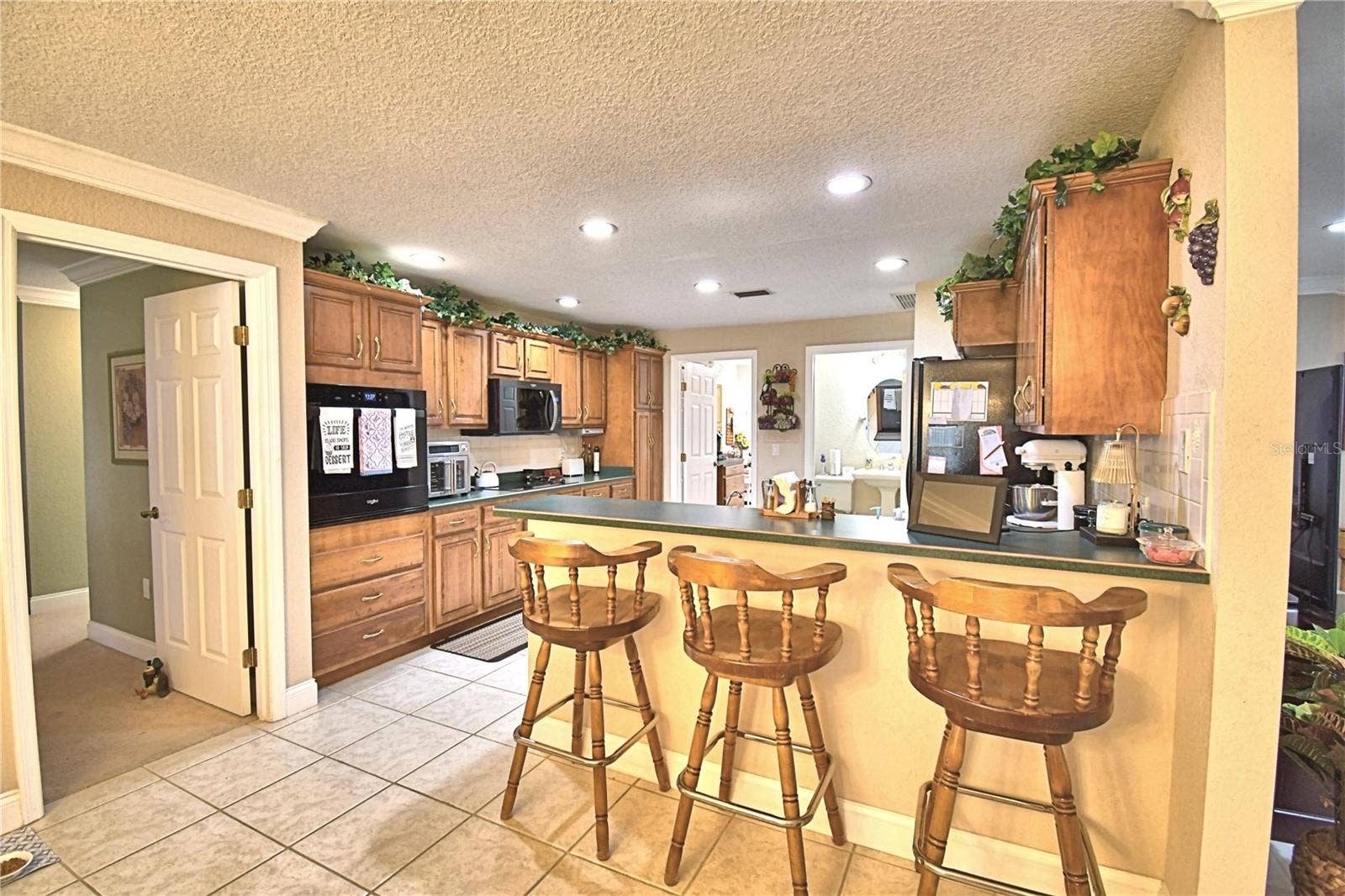 2391 S LAKE REEDY BOULEVARD, Frostproof, FL 33843 2391 S LAKE REEDY BOULEVARD, Frostproof, FL 33843