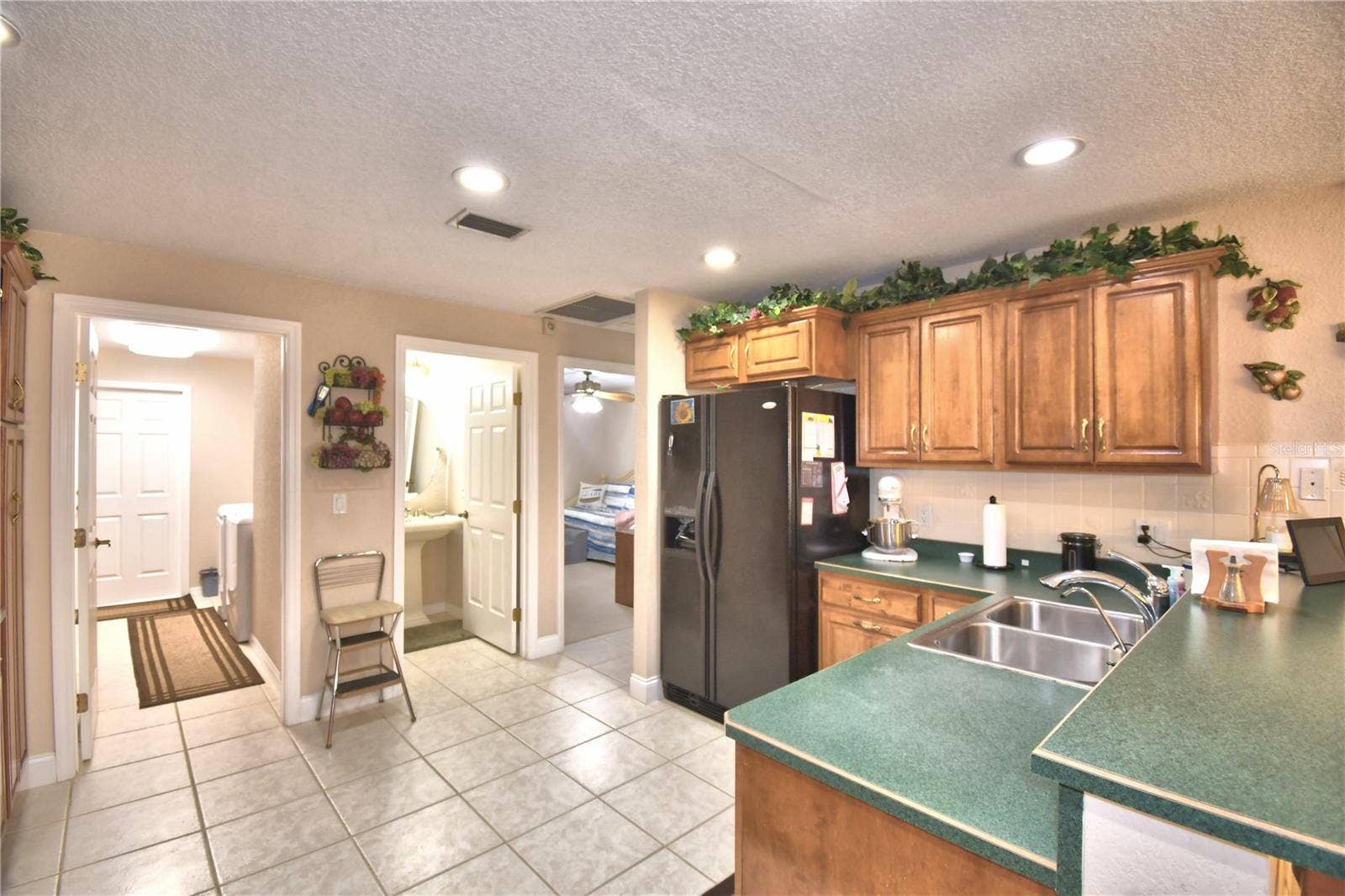 2391 S LAKE REEDY BOULEVARD, Frostproof, FL 33843 2391 S LAKE REEDY BOULEVARD, Frostproof, FL 33843
