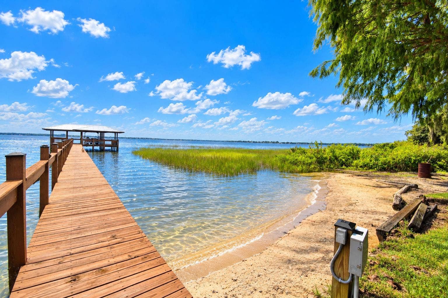 2391 S LAKE REEDY BOULEVARD, Frostproof, FL 33843 2391 S LAKE REEDY BOULEVARD, Frostproof, FL 33843