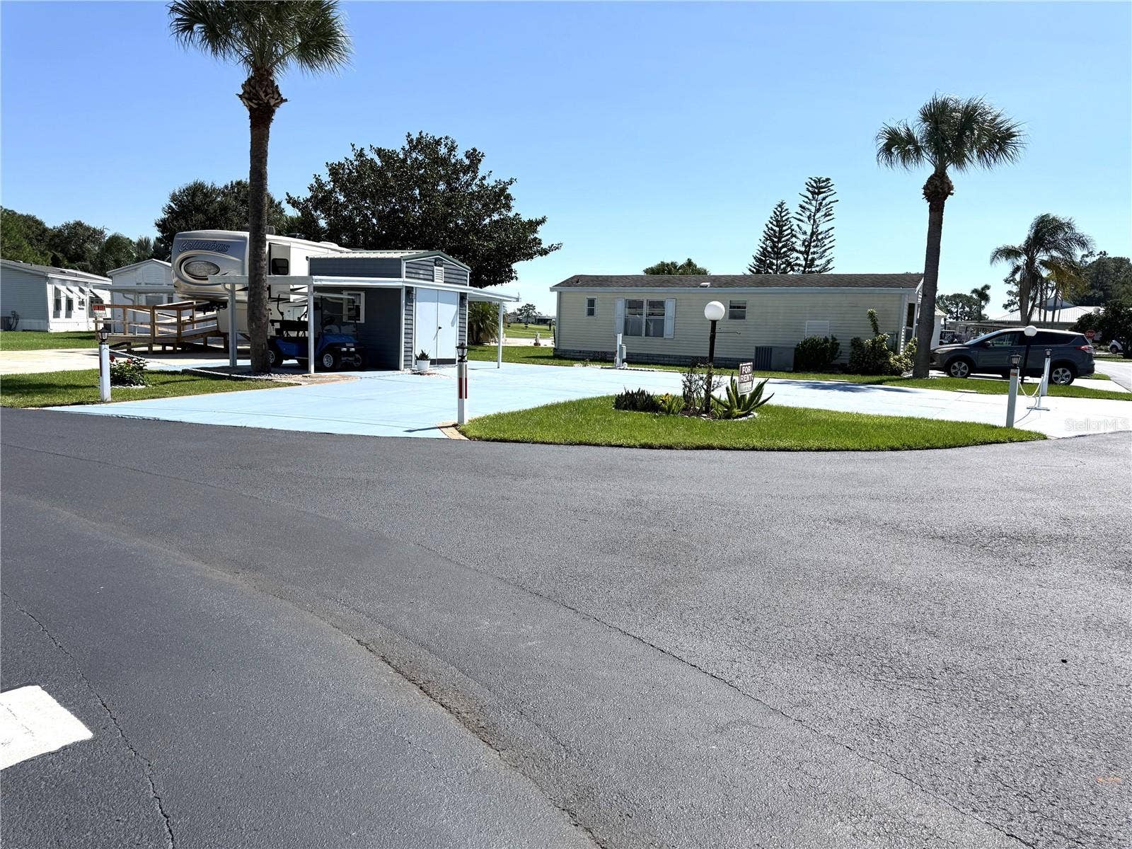 490 PINE LOOP, Frostproof, FL 33843 490 PINE LOOP, Frostproof, FL 33843