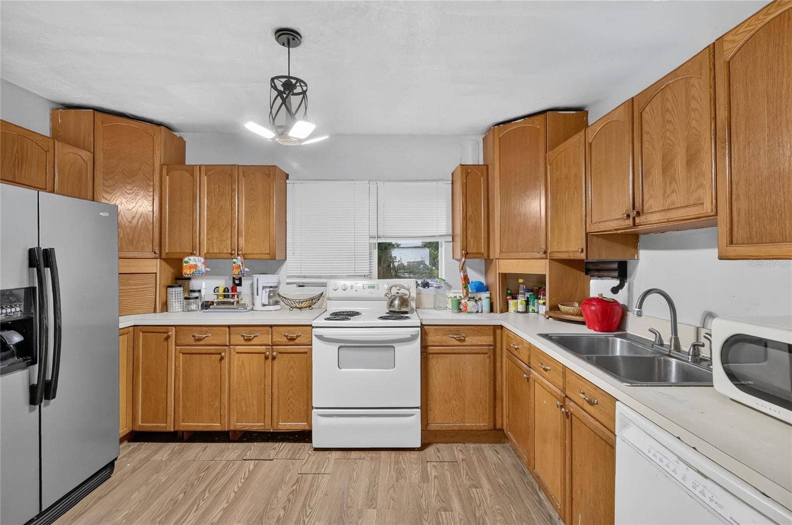 1529 COUNTY ROAD 547 N, Davenport, FL 33837 Kitchen