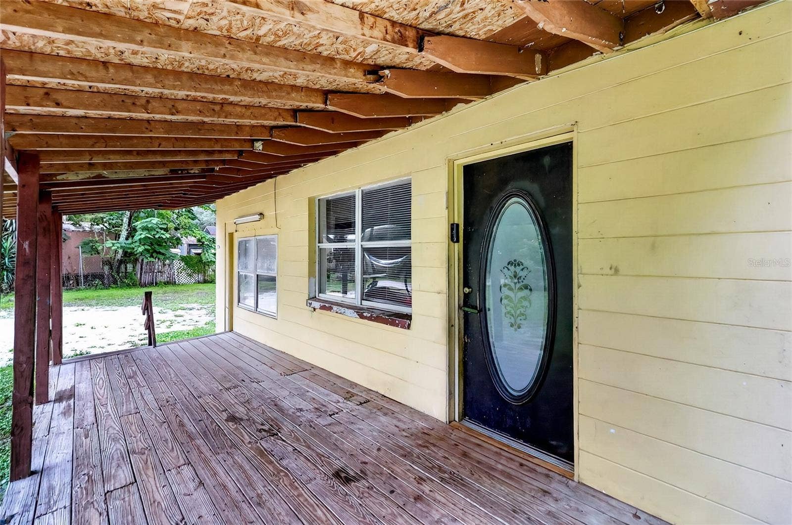 1529 COUNTY ROAD 547 N, Davenport, FL 33837 Front Porch