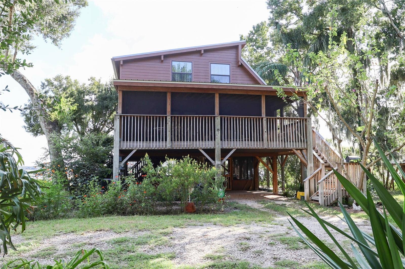 733 N LAKE REEDY BOULEVARD, Frostproof, FL 33843
