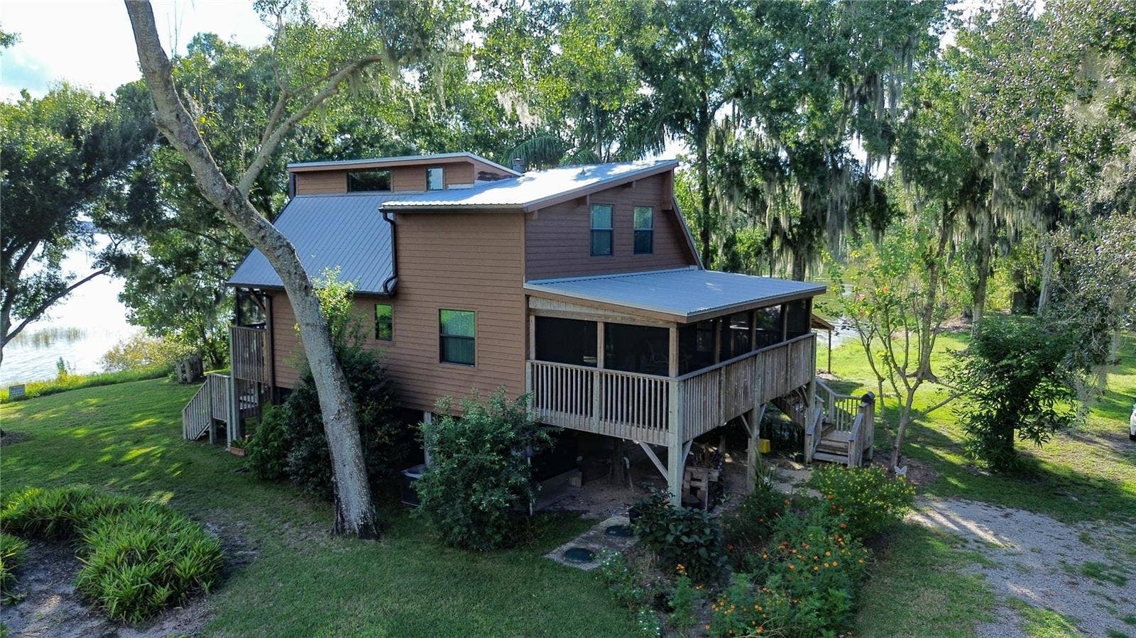 733 N LAKE REEDY BOULEVARD, Frostproof, FL 33843