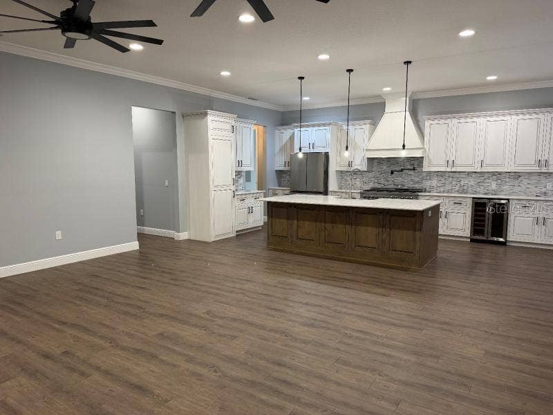 3755 LAKEVIEW ACRES ROAD, St Cloud, FL 34772 3755 LAKEVIEW ACRES ROAD, St Cloud, FL 34772