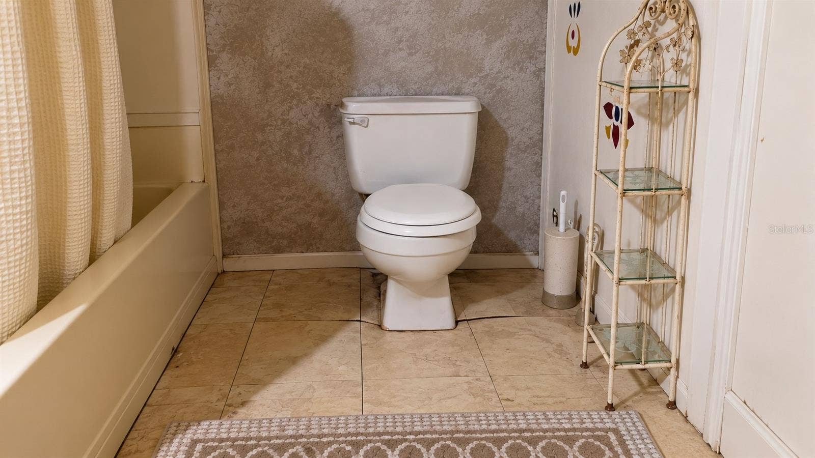 7925 S LESLIE POINT, Floral City, FL 34436 7925 S LESLIE POINT, Floral City, FL 34436