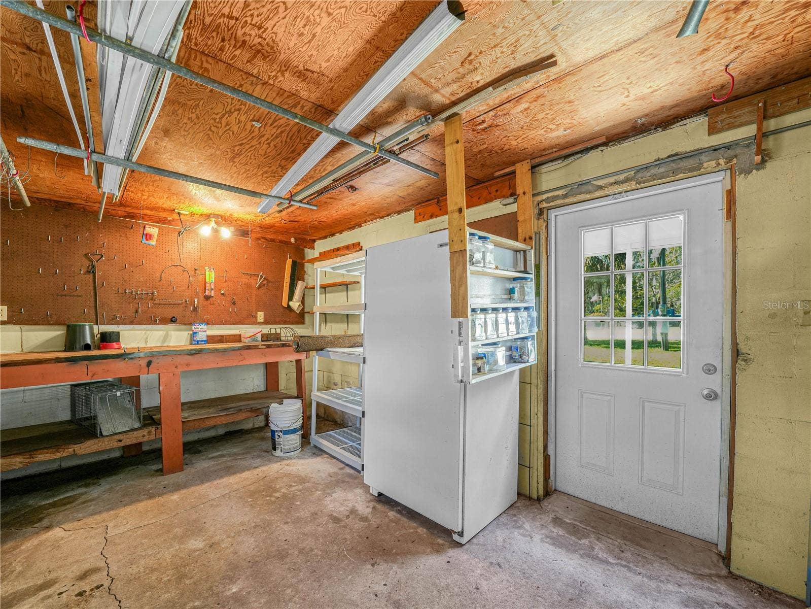 3130 N MARINA PARKWAY, Lake Wales, FL 33898 3130 N MARINA PARKWAY, Lake Wales, FL 33898